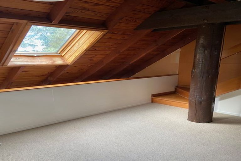 Photo of property in 33 Reynolds Place, Torbay, Auckland, 0630