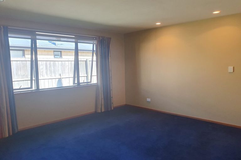 Photo of property in 3 Village Lane, Halswell, Christchurch, 8025