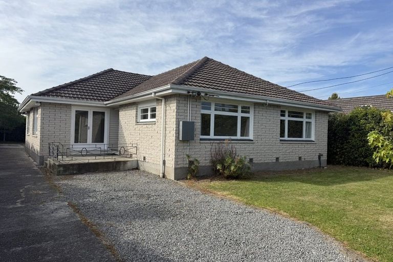 Photo of property in 25 Lothian Street, Ilam, Christchurch, 8041