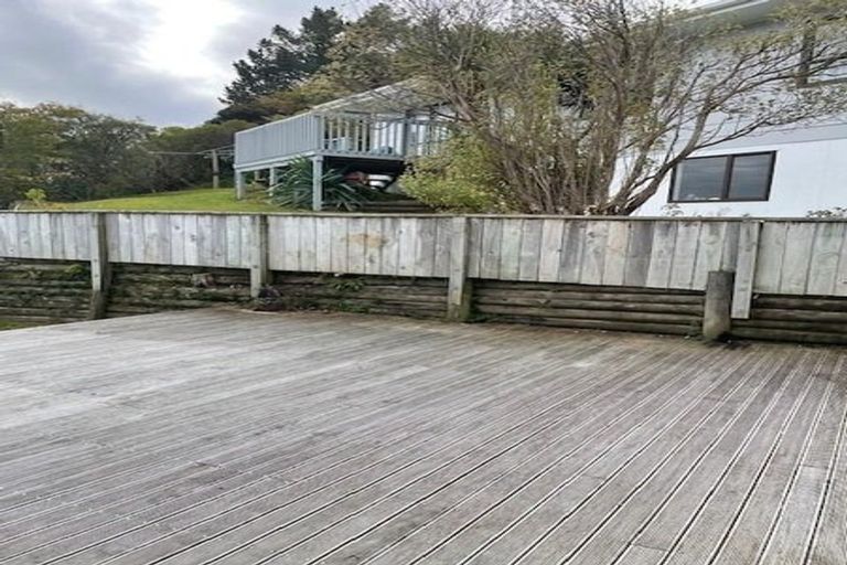 Photo of property in 10a Gaff Place, Whitby, Porirua, 5024