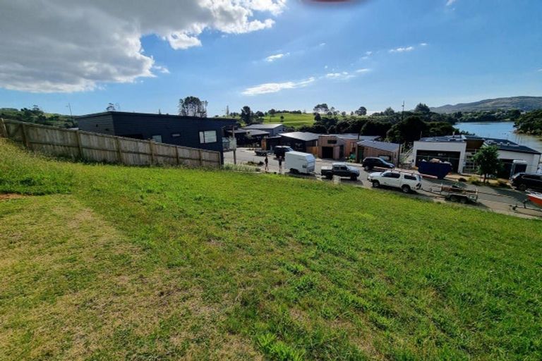 Photo of property in 29 Omahina Street, Raglan, 3225