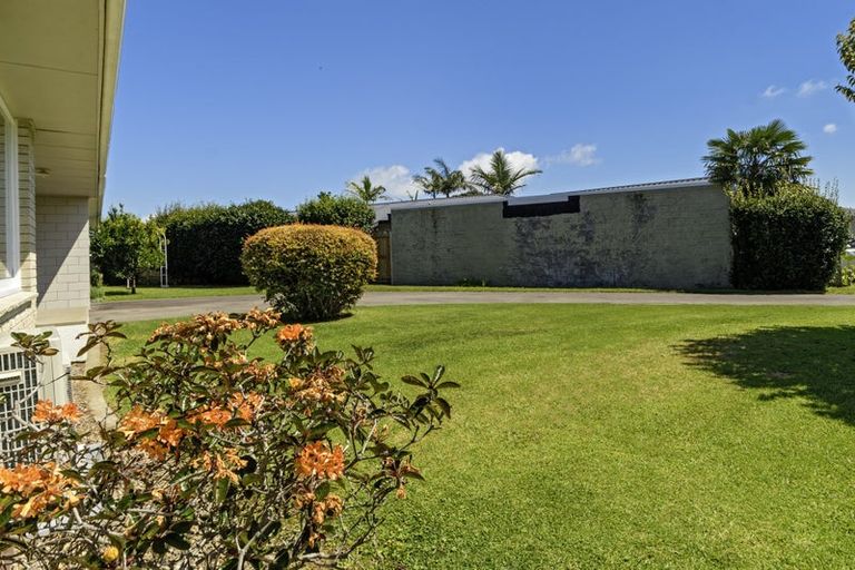 Photo of property in 16a Lilac Place, Otumoetai, Tauranga, 3110