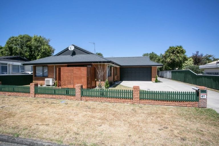 Photo of property in 67 Clare Street, Cambridge, 3434