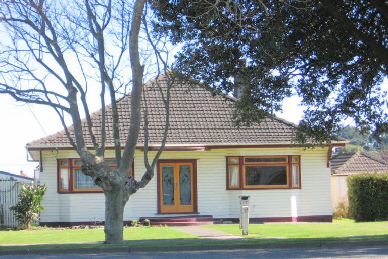 Photo of property in 37 Park Street, Foxton, 4814