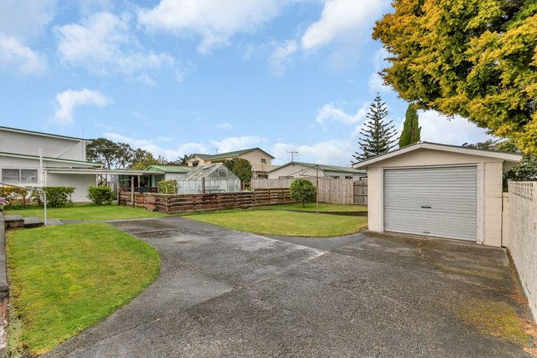 Photo of property in 21 Camellia Avenue, Ruakaka, 0116
