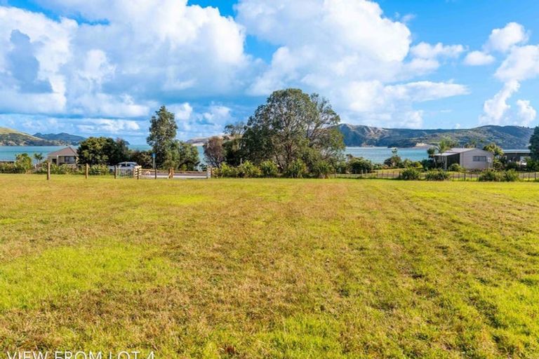 Photo of property in 16 Koutu Point Road, Opononi, Kaikohe, 0473