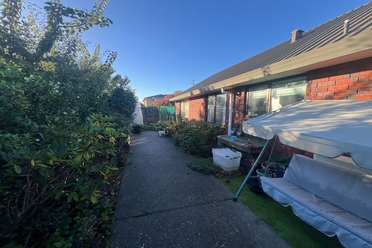 Photo of property in 3 Elsom Lane, Avonhead, Christchurch, 8042