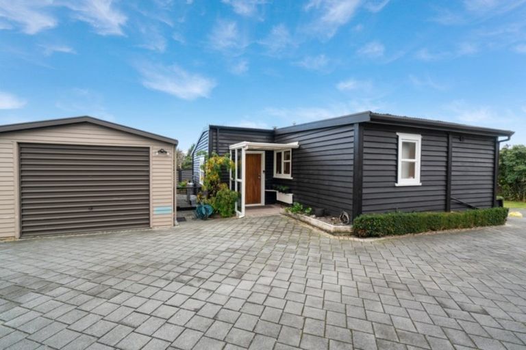 Photo of property in 1/3 Weka Road, Waipahihi, Taupo, 3330