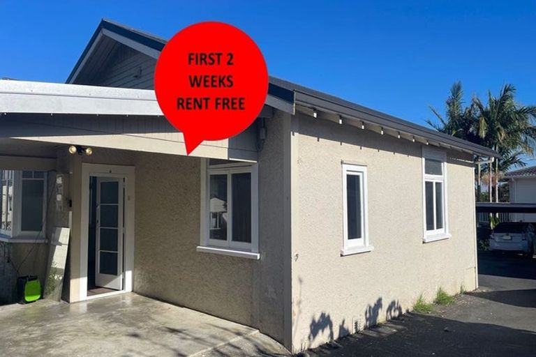 Photo of property in 22 Grande Vue Road, Hillpark, Auckland, 2102