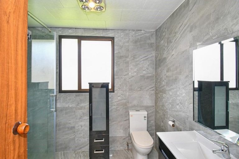 Photo of property in 2/30 Gifford Road, Papatoetoe, Auckland, 2025