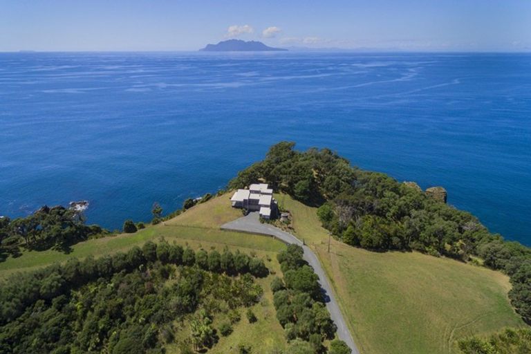 Photo of property in 100 Omaha Block Access Road, Leigh, 0985