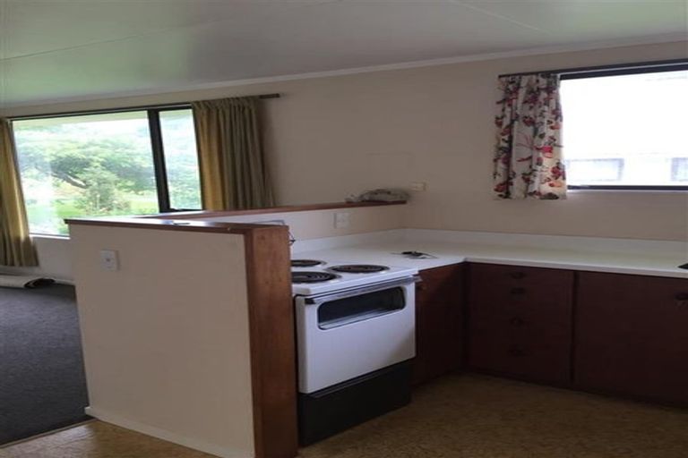 Photo of property in 21 Ongo Road, Hunterville, 4730