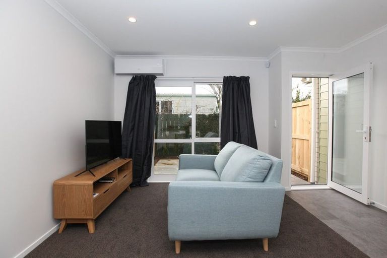 Photo of property in 15/10 Burrows Place, Frankton, Hamilton, 3204