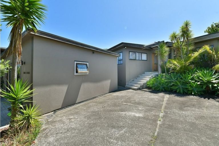 Photo of property in 20 Rawhiti Road, Manly, Whangaparaoa, 0930