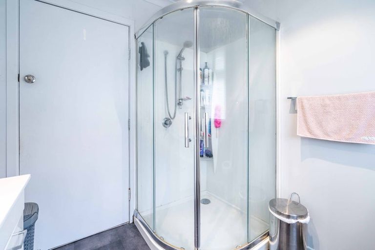 Photo of property in 52 Lowe Street, Avenal, Invercargill, 9810