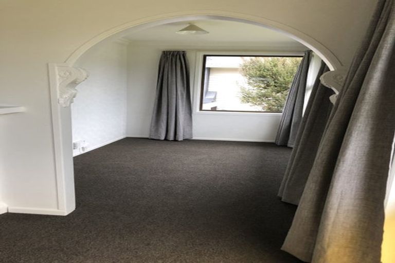 Photo of property in 10 Warwick Crescent, Taradale, Napier, 4112