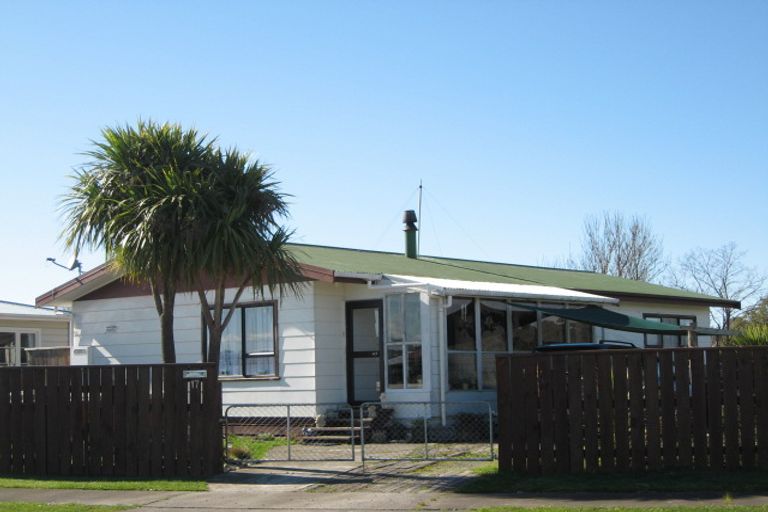 Photo of property in 17 Blundell Avenue, Waipukurau, 4200
