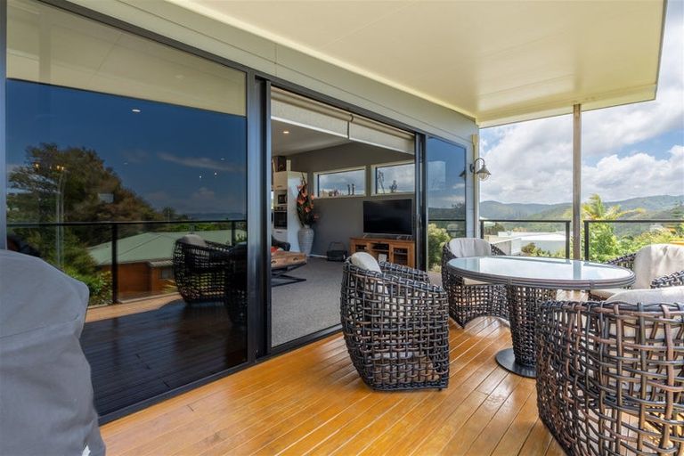 Photo of property in 33 Hihitahi Rise, Paihia, 0200