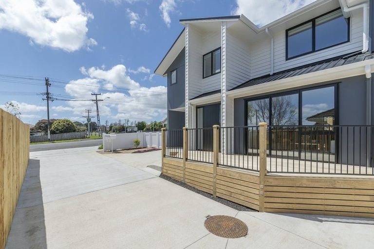 Photo of property in 30a Russell Road, Manurewa, Auckland, 2102