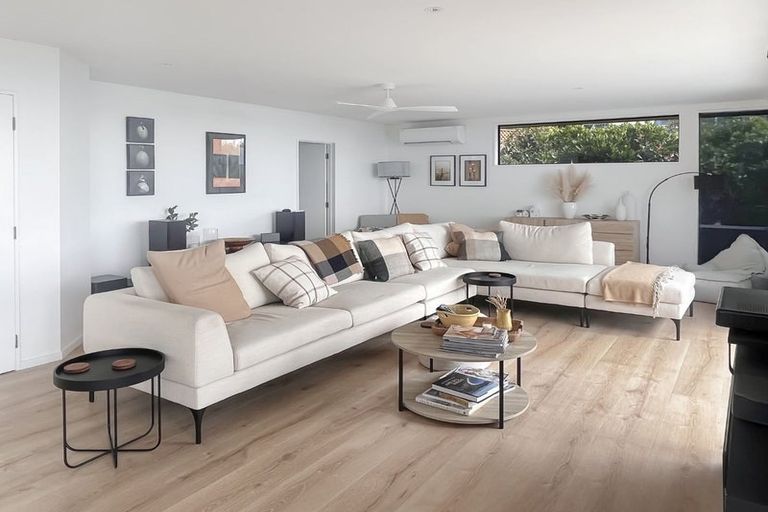 Photo of property in 3 Sanscrit Place, Richmond Hill, Christchurch, 8081