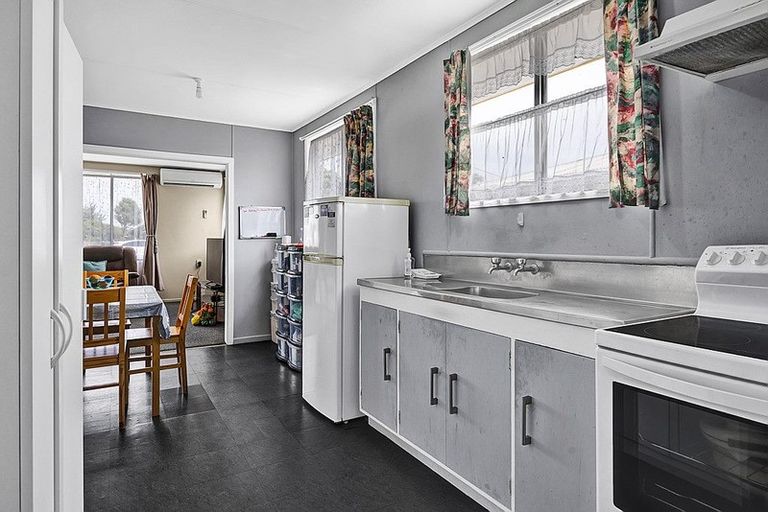 Photo of property in 30 Rangauri Street, Manaia, 4612