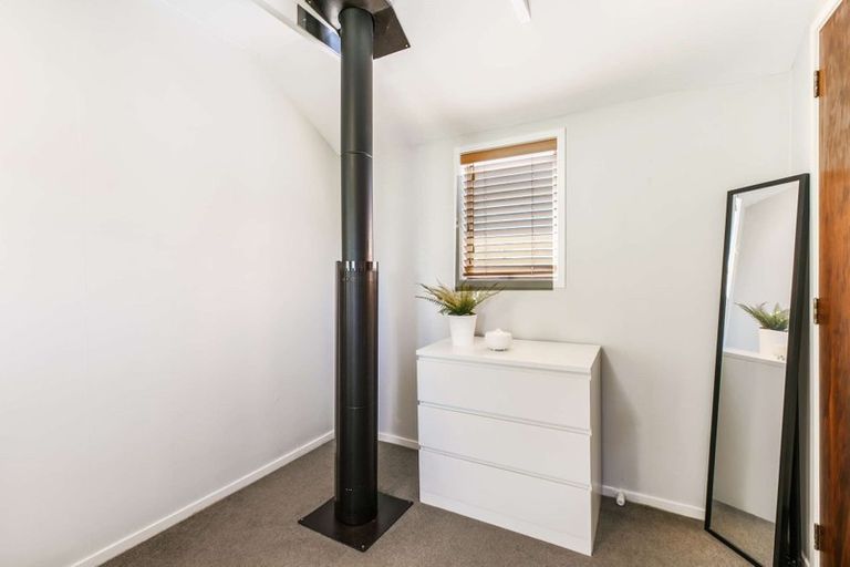 Photo of property in 3/44 Roberts Road, Glenfield, Auckland, 0629