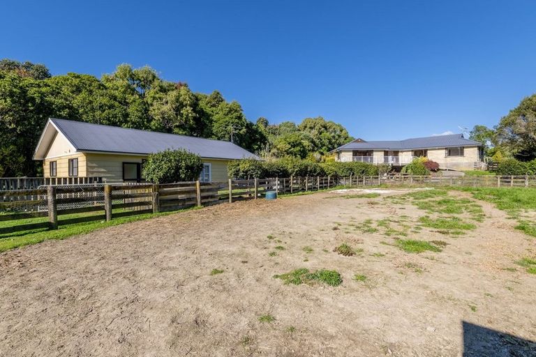 Photo of property in 57 Waitohu Valley Road, Otaki, 5512