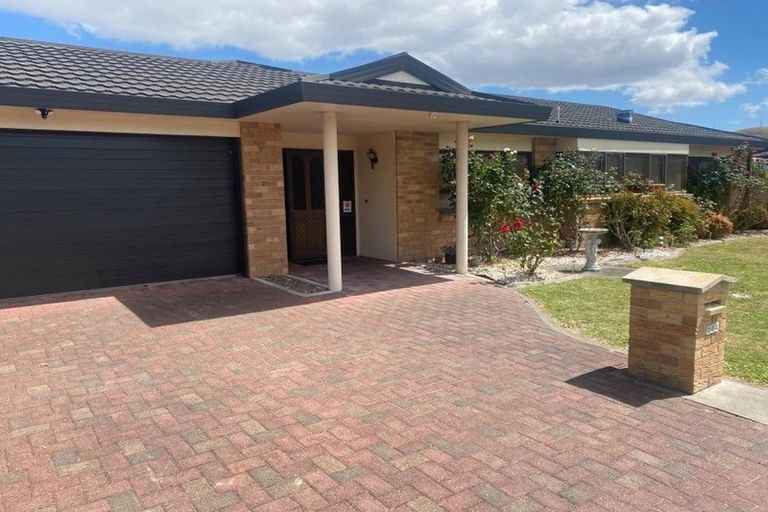 Photo of property in 204 Auckland Road, Greenmeadows, Napier, 4112