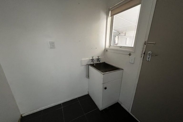 Photo of property in 92 Long Melford Road, Awapuni, Palmerston North, 4412