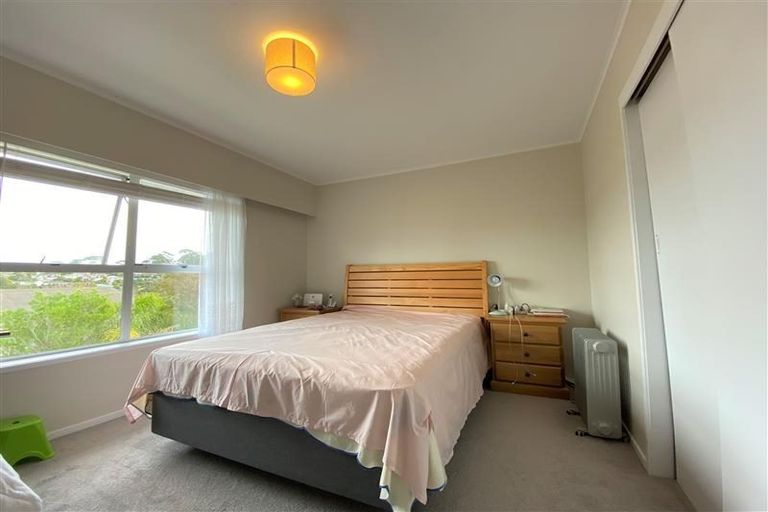 Photo of property in 1/13 Richards Avenue, Forrest Hill, Auckland, 0620
