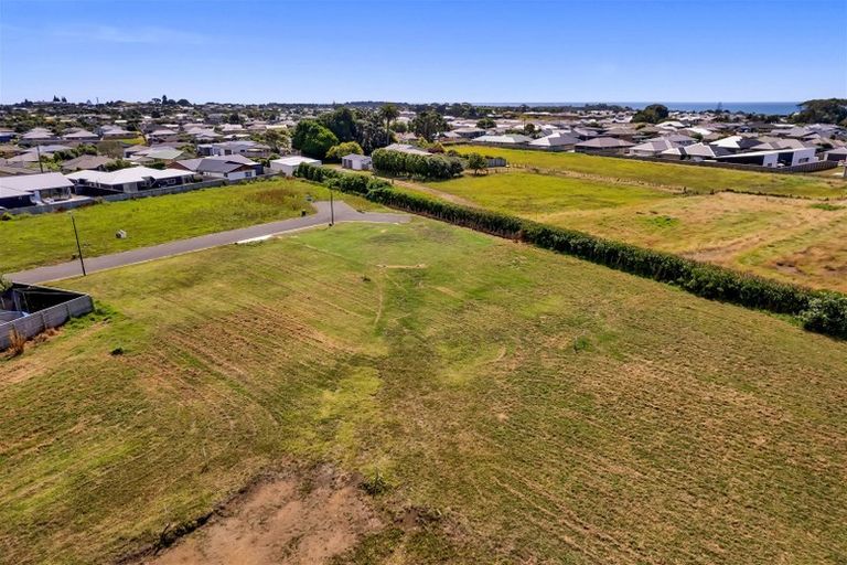 Photo of property in 9 Papawhero Drive, Bell Block, New Plymouth, 4312