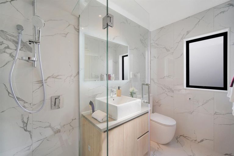 Photo of property in 175 Grove Road, Papakura, 2110