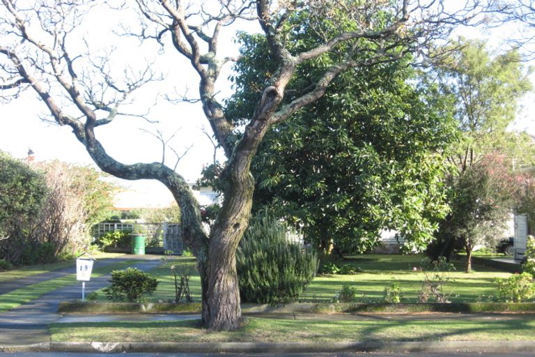 Photo of property in 13 Barker Road, Marewa, Napier, 4110