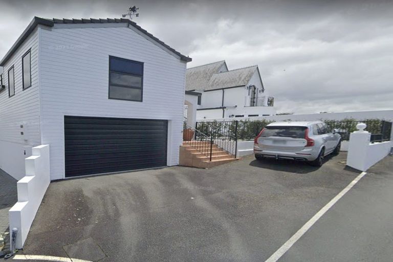 Photo of property in 110 Pembroke Street, Hamilton Lake, Hamilton, 3204