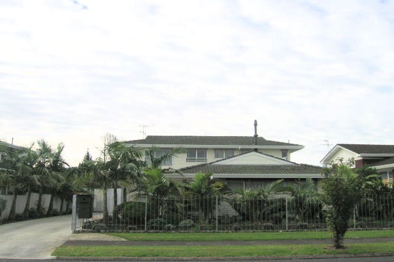 Photo of property in 37 Omana Road, Papatoetoe, Auckland, 2025