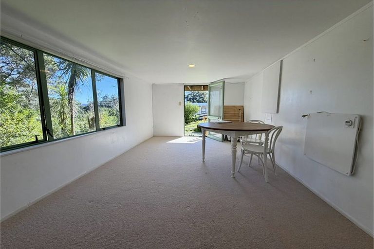 Photo of property in 67 Rangeview Road, Sunnyvale, Auckland, 0612