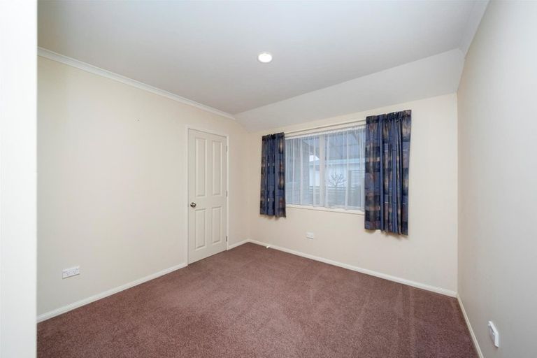 Photo of property in 140 Waihi Road, Hawera, 4610