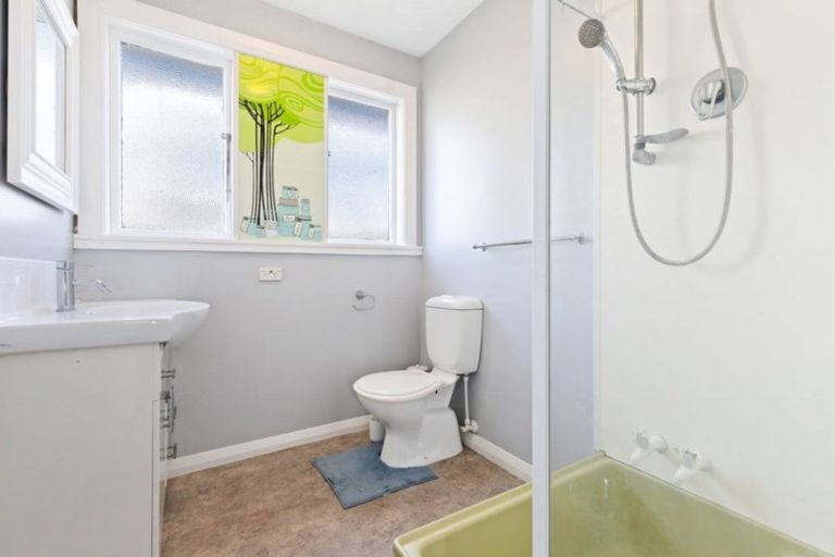 Photo of property in 77 Johns Road, Belfast, Christchurch, 8051