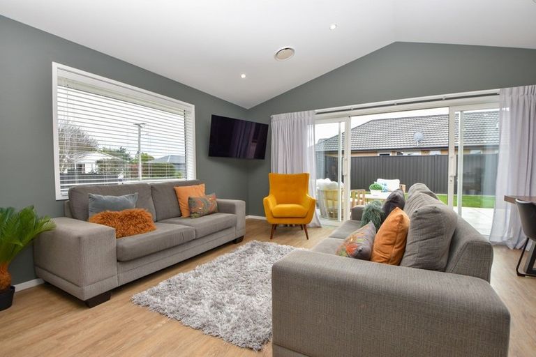 Photo of property in 15 Plimsoll Street, Carterton, 5713