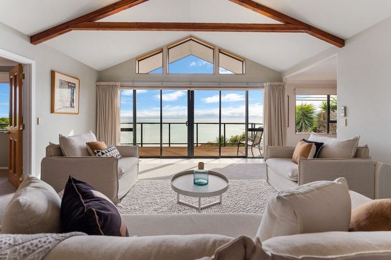 Photo of property in 10 Mana Heights, Marybank, Nelson, 7010