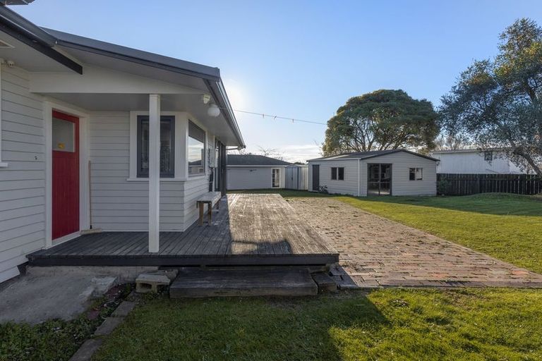 Photo of property in 24 Read Street, Levin, 5510
