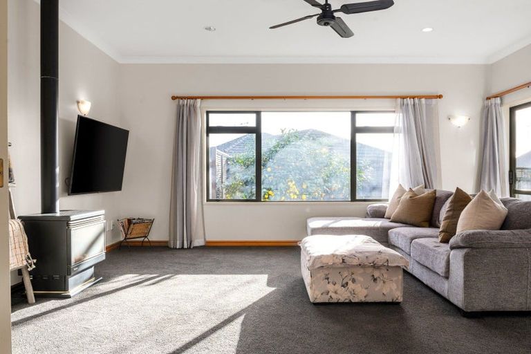 Photo of property in 51 Swayne Road, Cambridge, 3434