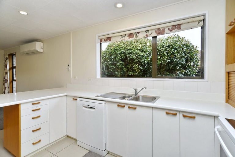 Photo of property in 8 Regent Avenue, Rangiora, 7400