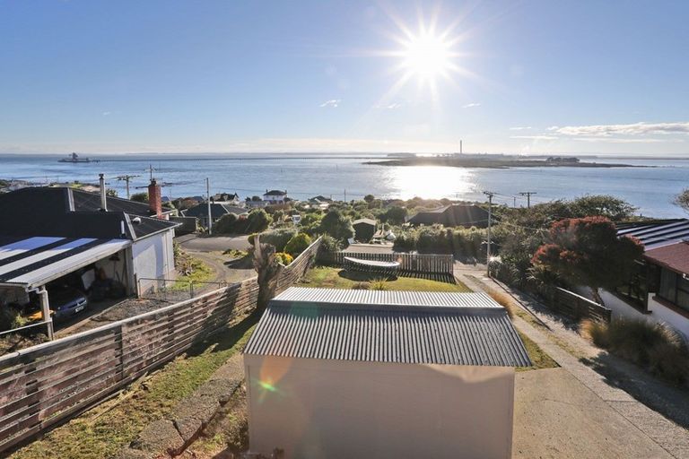 Photo of property in 10 Raymond Street, Bluff, 9814