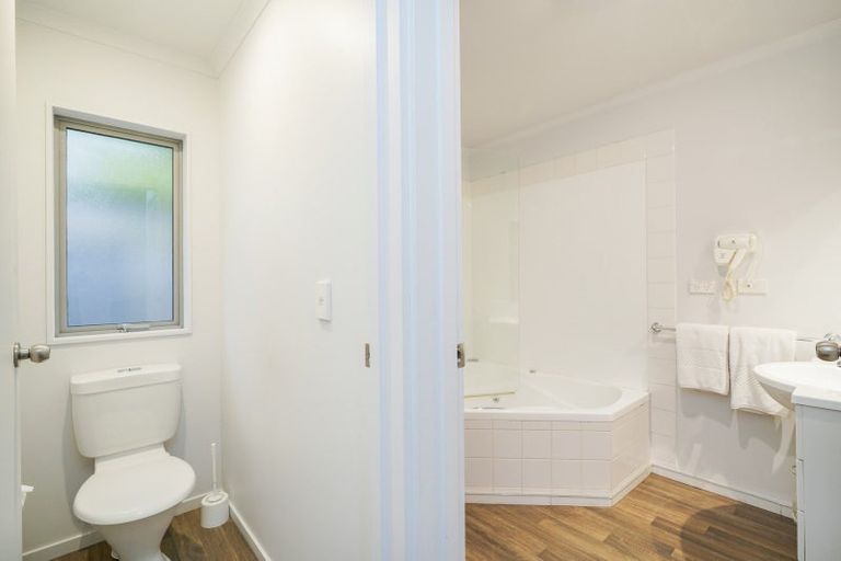 Photo of property in 12a-c Camden Street, Turnbull Thomson Park, Invercargill, 9810