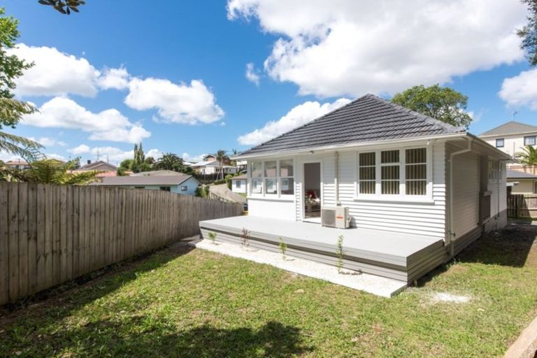 Photo of property in 46 Brains Road, Kelston, Auckland, 0602