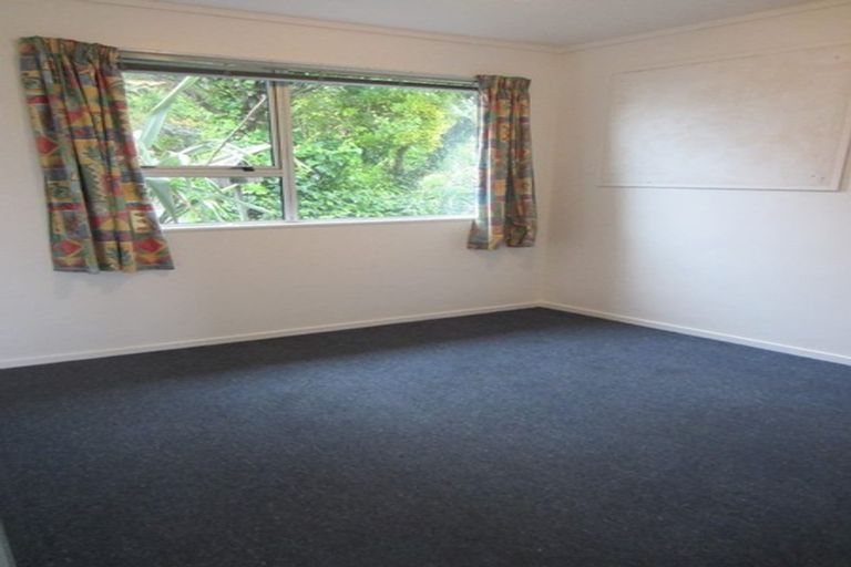 Photo of property in 3a Oldham Way, Crofton Downs, Wellington, 6035