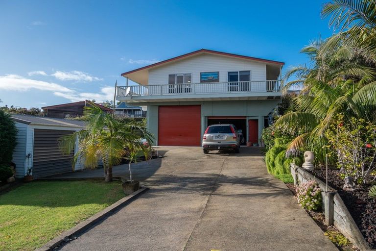Photo of property in 48 Stratford Drive, Cable Bay, 0420