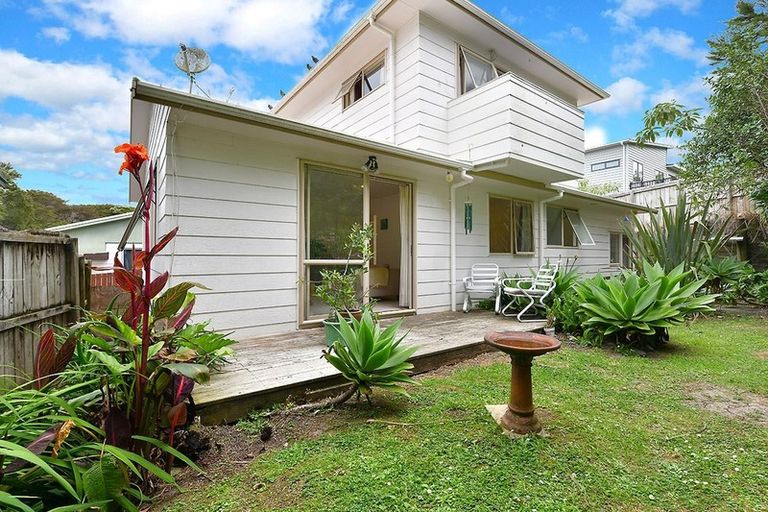 Photo of property in 36 Shadon Place, Stanmore Bay, Whangaparaoa, 0932