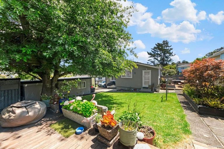 Photo of property in 64 Glenbervie Crescent, Massey, Auckland, 0614